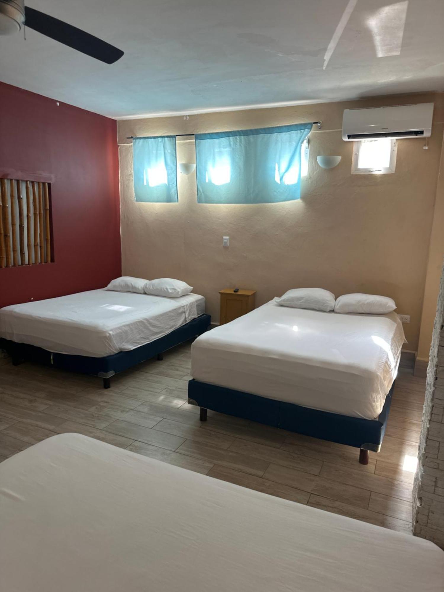 Royal Hotel Centro Cozumel Buitenkant foto